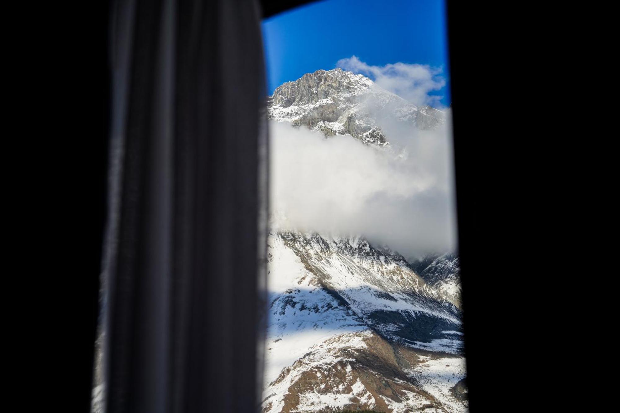 Peak Hotel Kazbegi Exterior photo